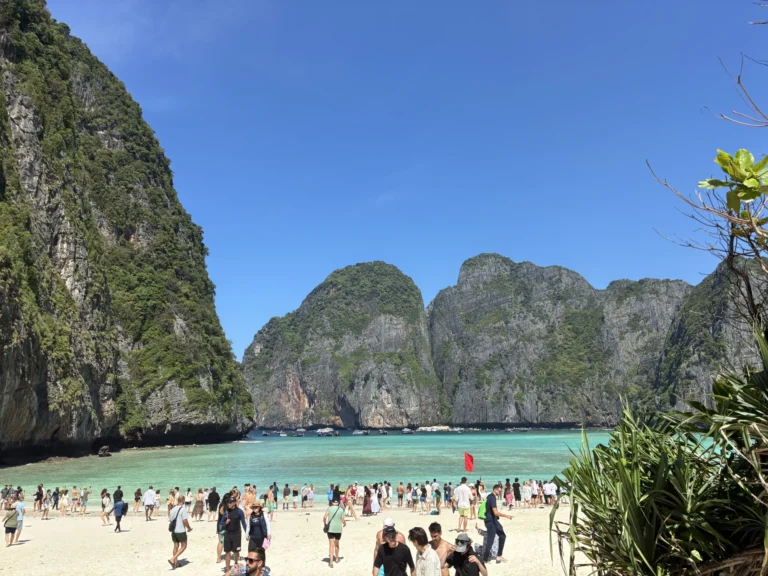 Maya Bay, Hat Noppharat Thara National Park, Thailand