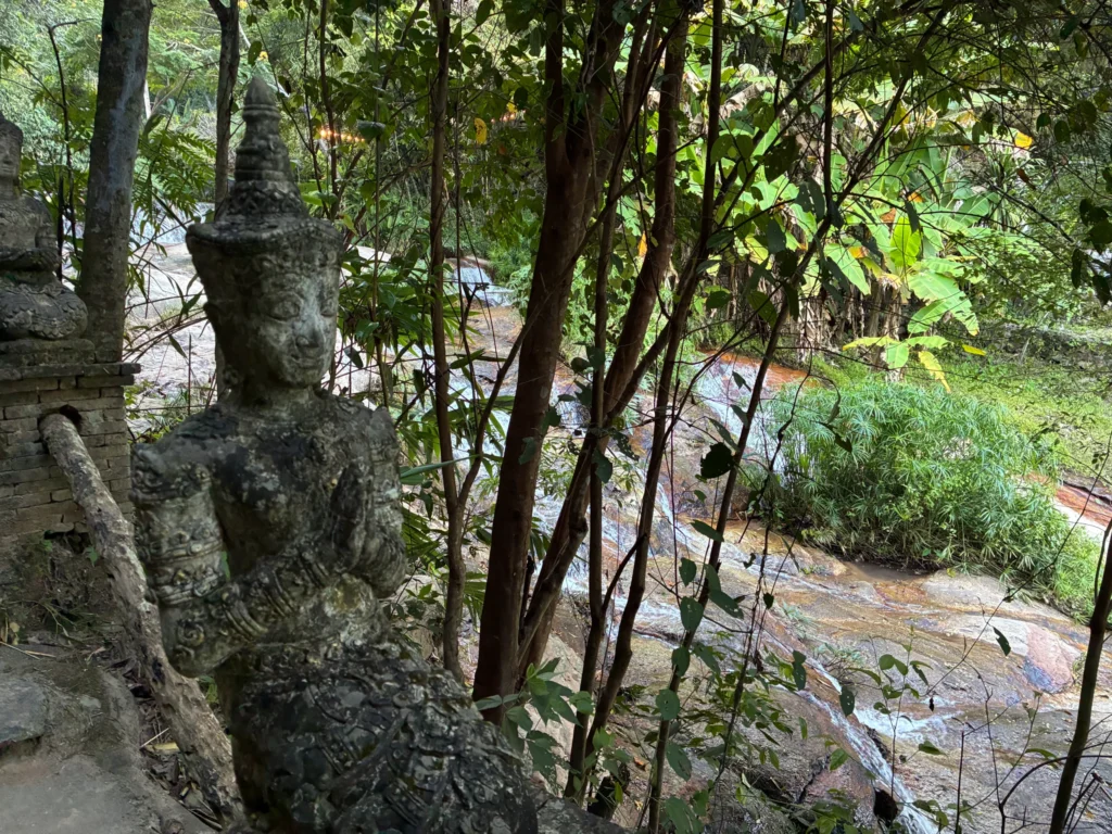 Wa Phat Lat Hike, Chiang Mai Thailand