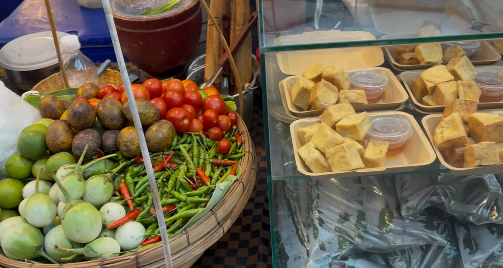 Street food, Chiang Mai Gate Market