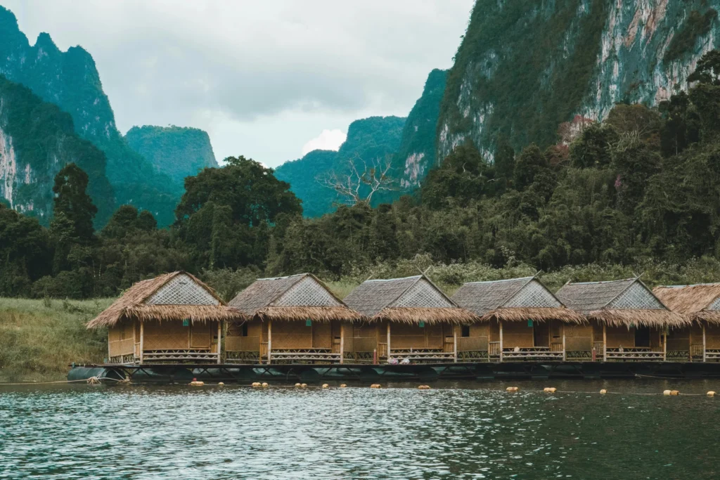 Cheow Lan Lake Rafthouses, Thailand